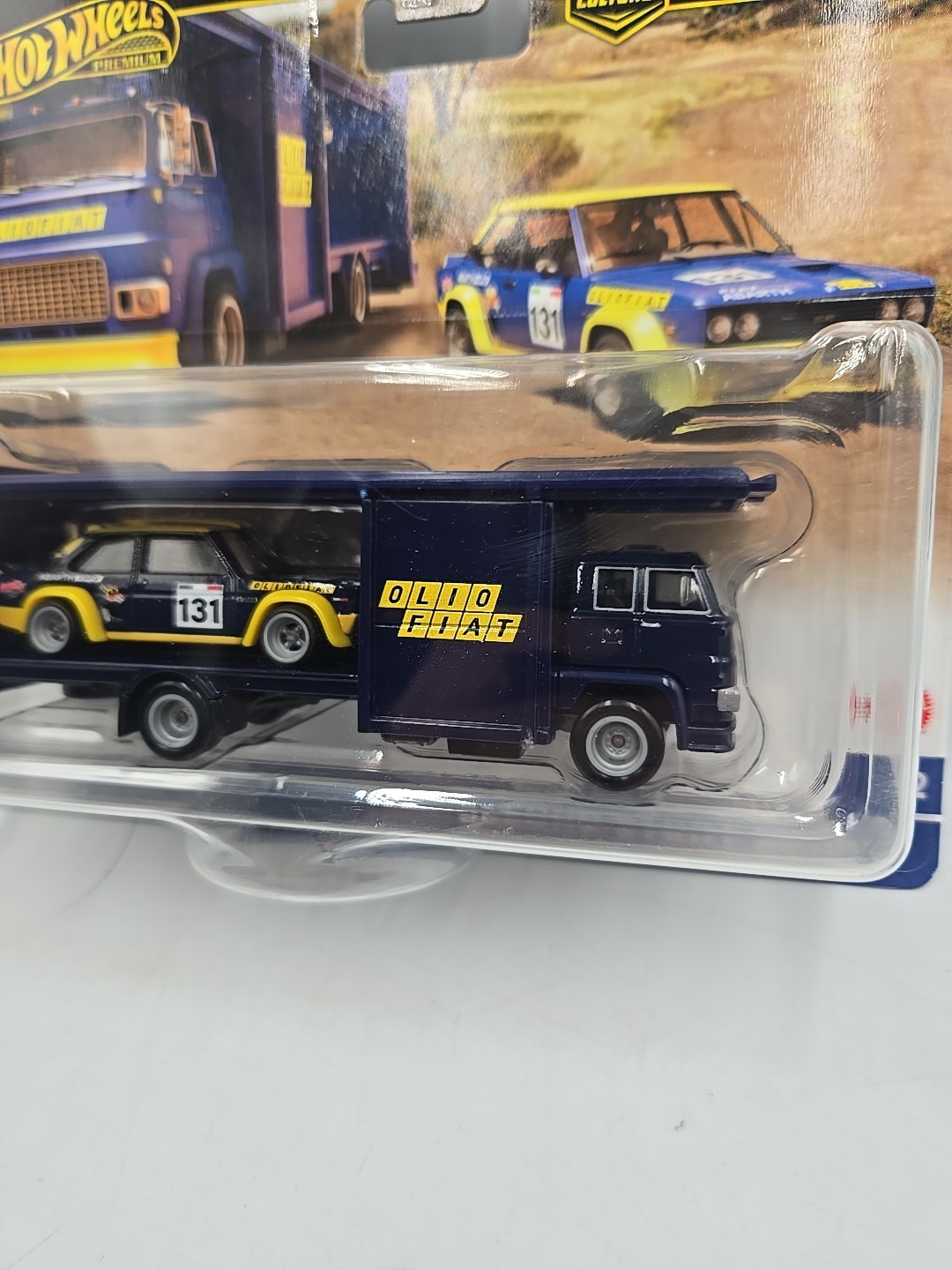 Hot Wheels Premium Car Culture Team Transport Fiat 131 Abarth Second Story Lorry