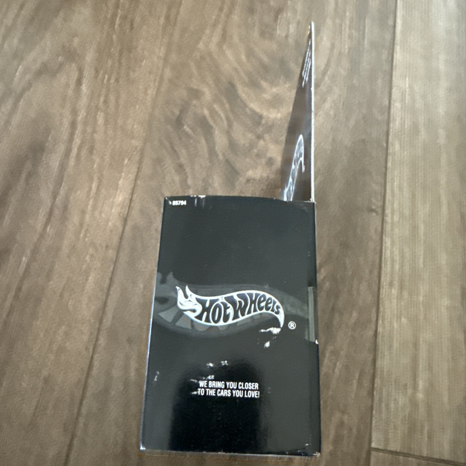Hot Wheels 2002 100% Collectibles – Debbie Chisholm Purple Custom 51 Merc