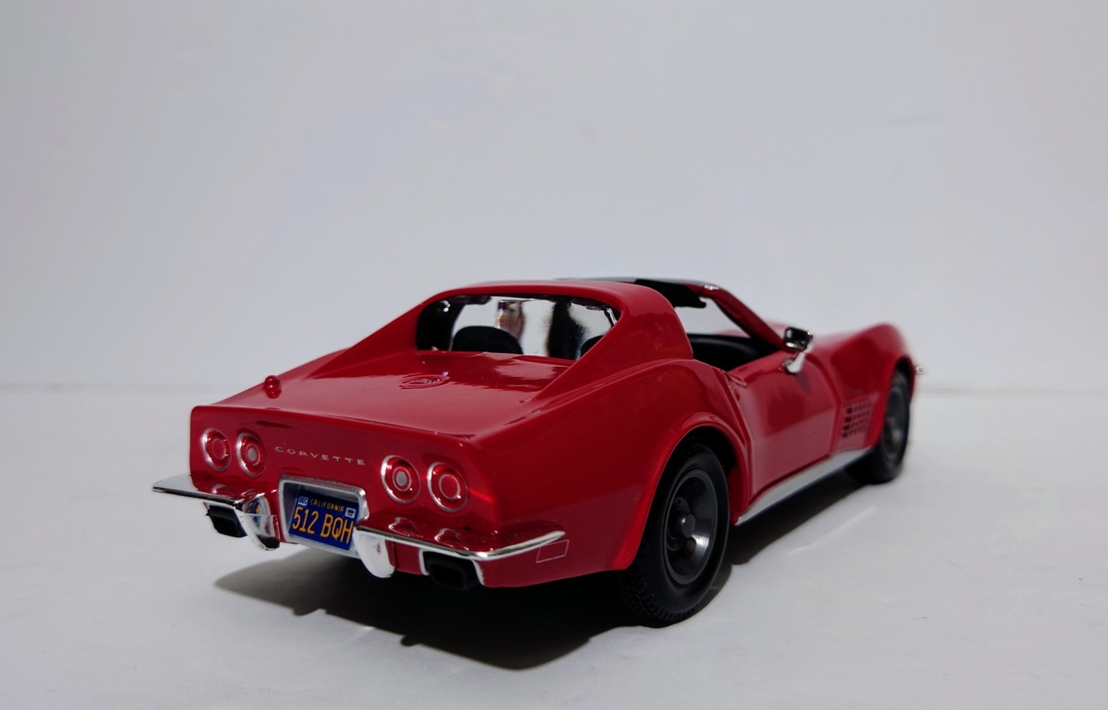 Maisto Special Edition 1970 Chevrolet Corvette T Top Red 1/24 Diecast