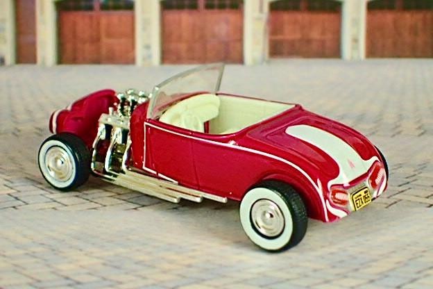Barris “Emperor” 1929 Ford Model-A Flathead V8 Kustom Roadster 1/64 Scale LE M
