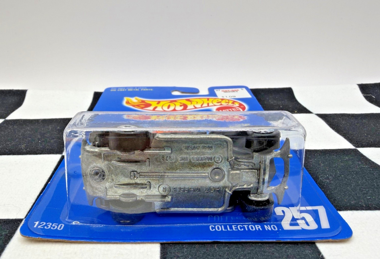 HOT WHEELS 3-WINDOW ’34 COLLECTOR NO. 257 LARGE REAR WHEELS