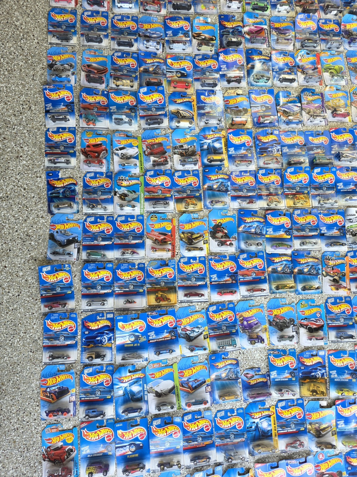 380 Hot Wheels Diecast Car Lot Mixed Collection 1990s 2000s 2010s 2020s Cars