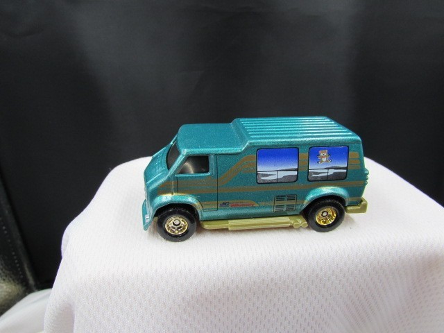 Hot Wheels Custom Hot Rod Van JC Whitney Special Edition 1998 Real Riders Dodge