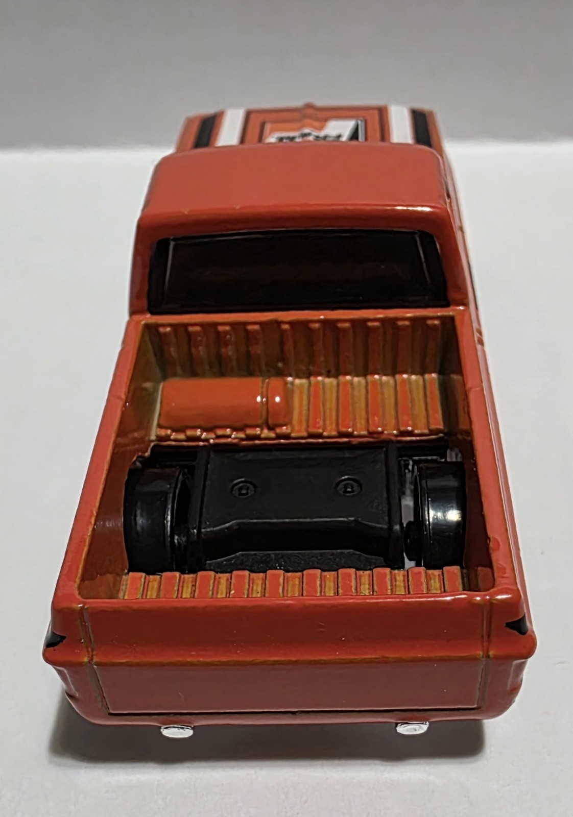 Hot Wheels 2015 HW City Orange Fram 83 Chevy Silverado
