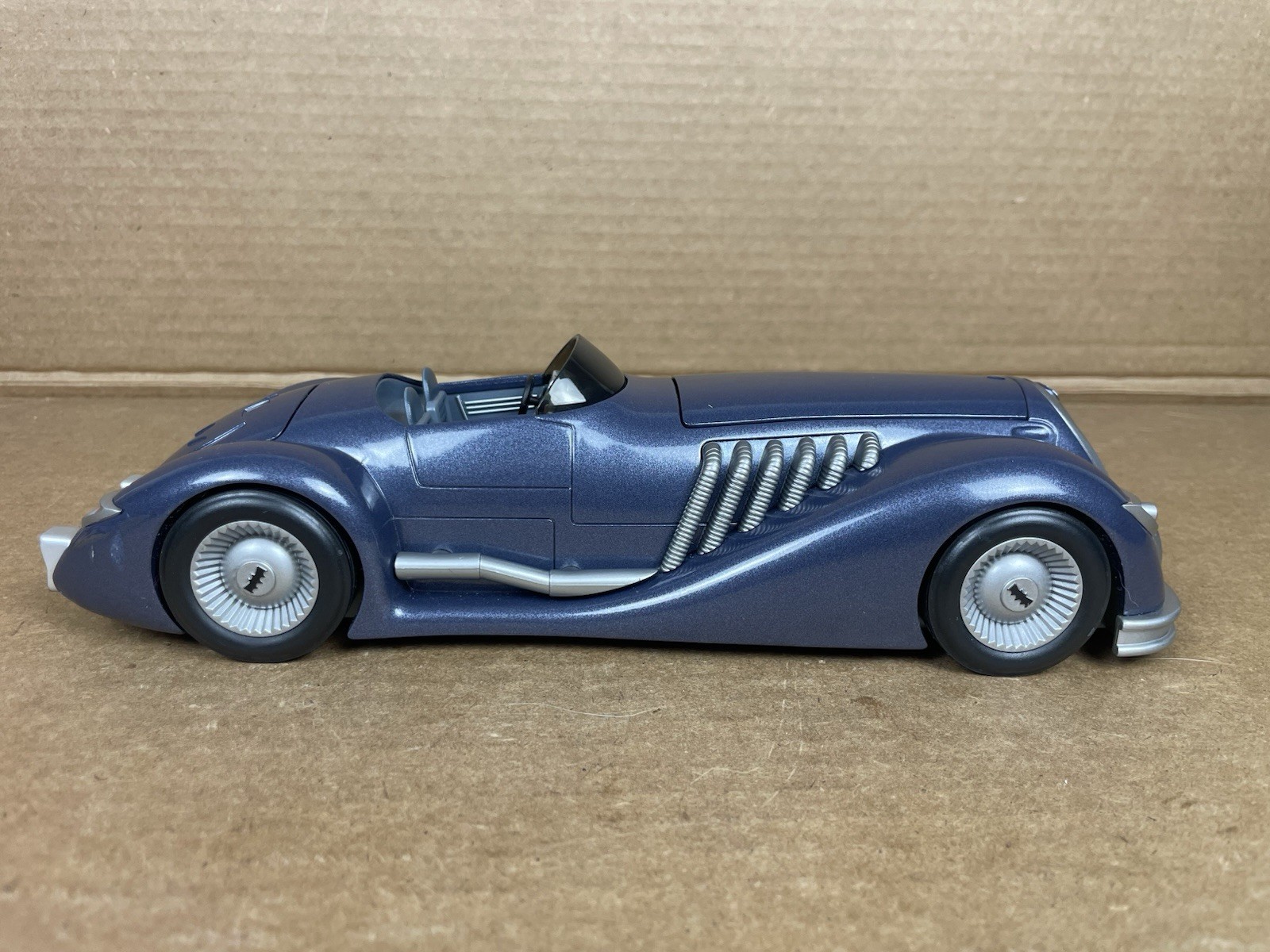 Corgi Batman 1940 BMBV2 Batmobile Custom Dream Concept Hot Rod DC Comics Diecast