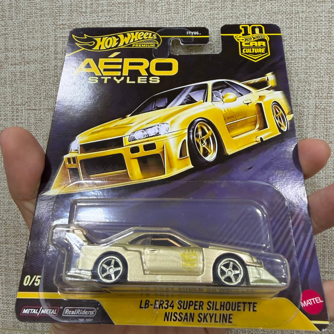 Hot Wheels Aero Styles Gold LBWK LB-ER34 Super Silhouette (Custom CHASE Diecast)