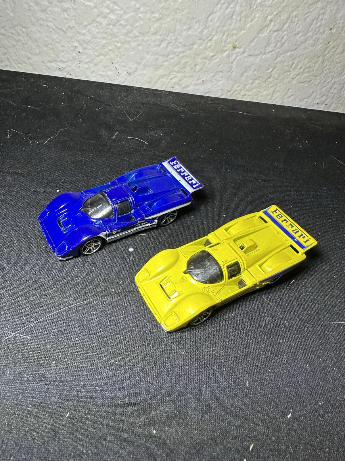 Lot Of 2, Hotwheels Loose Ferrari 512M Opening Hoods Blue And Yellow 2009