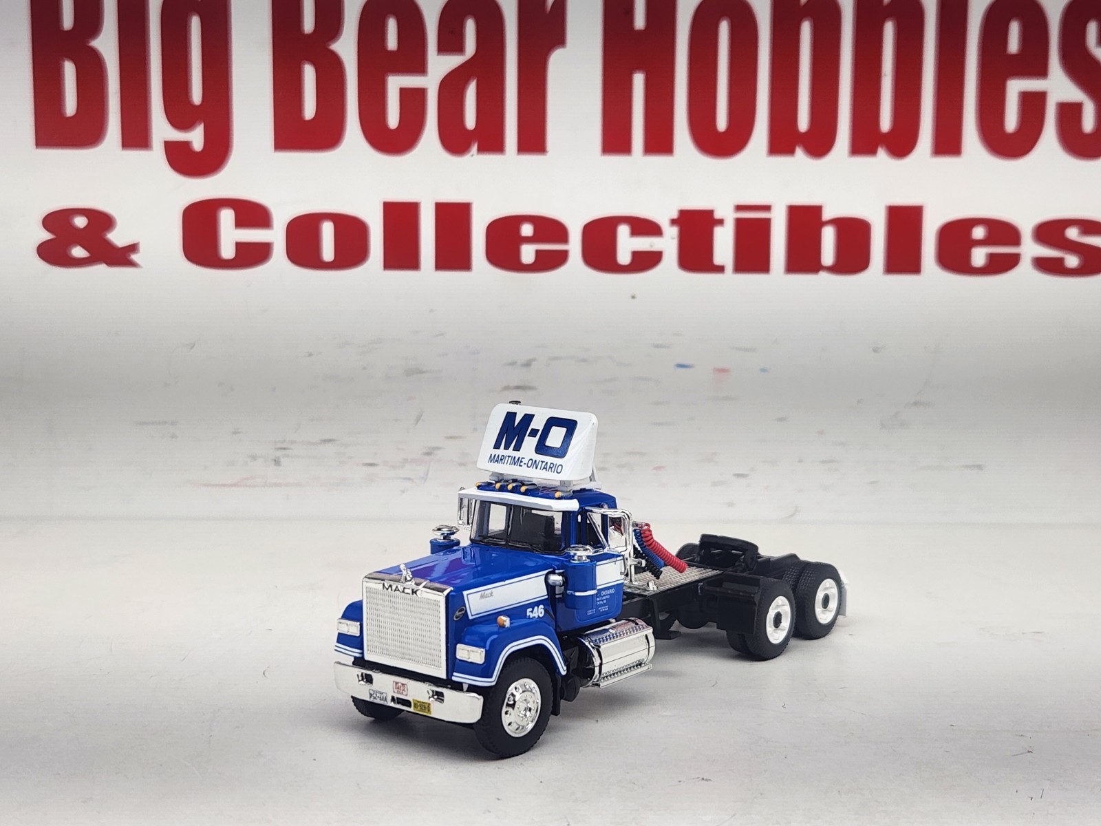 1/64 NEW DCP Maritime Ontario Mack Superliner Day Cab Tractor