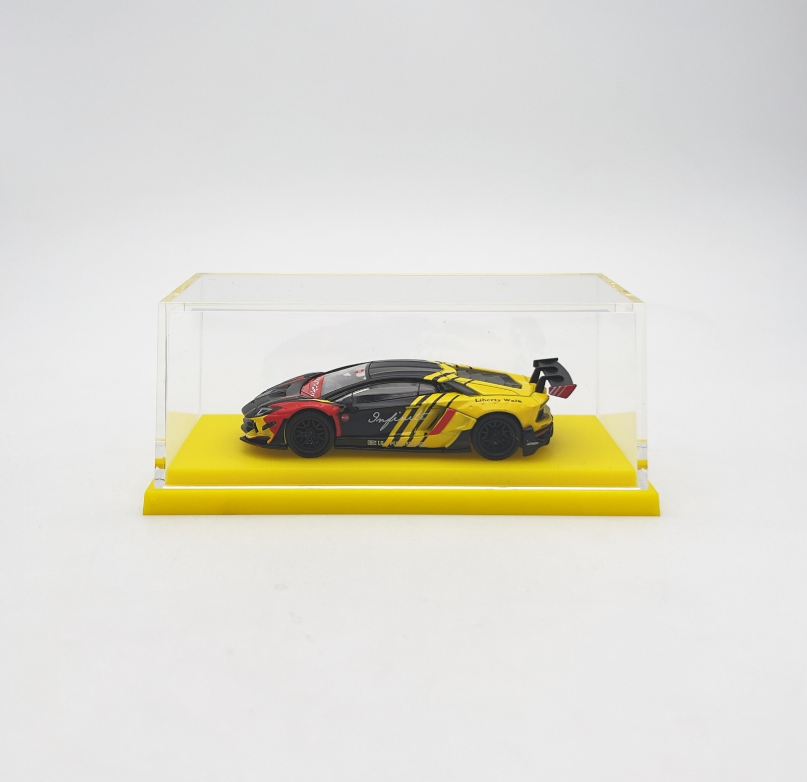 Super Mini Wheels 1:64 Acrylic Display Case Showcase – for Hot Wheels , Mini GT