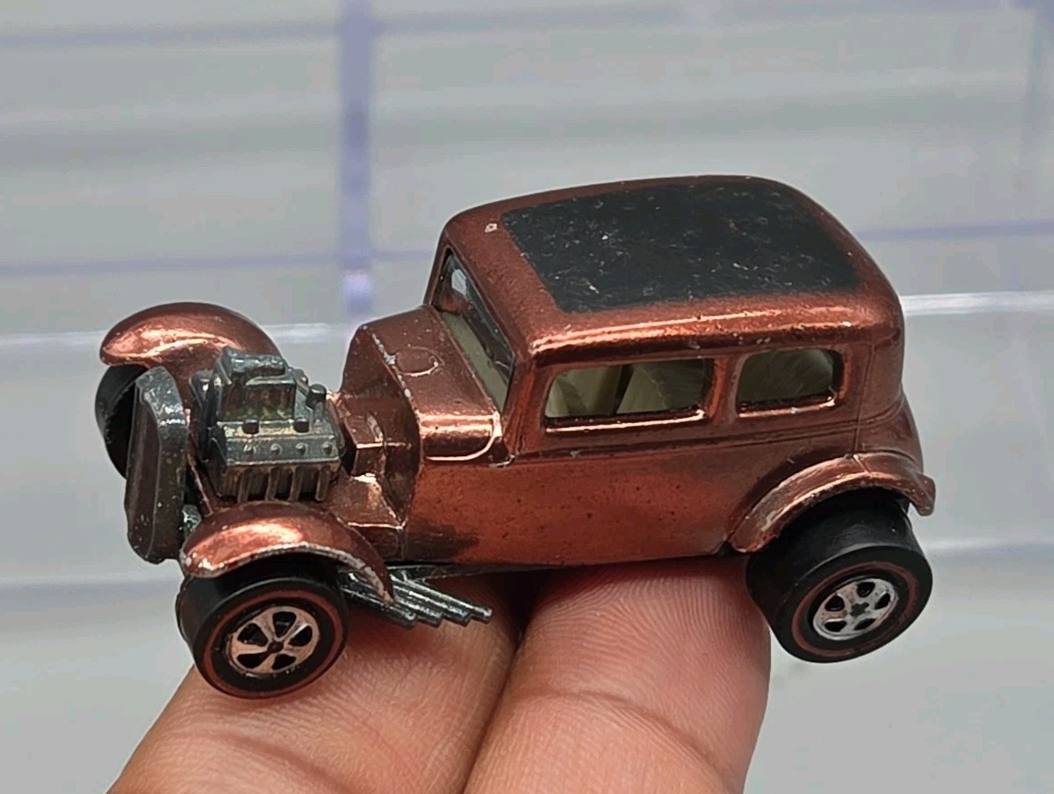 1968 Hot Wheels Redline Classic ’32 Ford Vicky Copper US