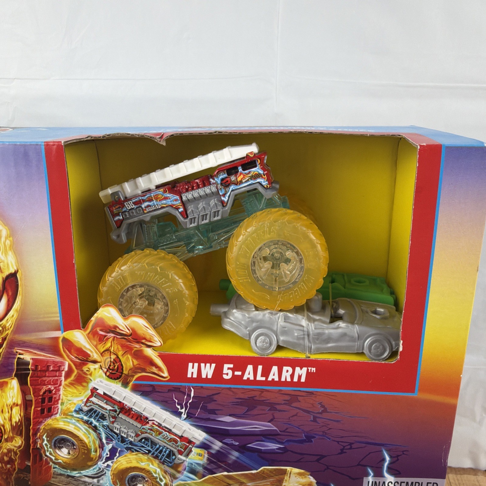 Hot Wheels Power Smashers 5 Alarm HW 5-Alarm Torch Tower Takedown