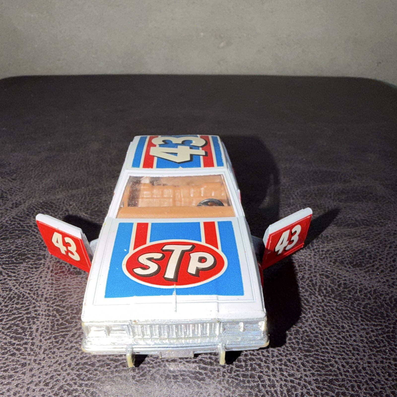 Corgi 1978 Chevrolet Caprice Classic 1:36 Diecast STP Opening Doors