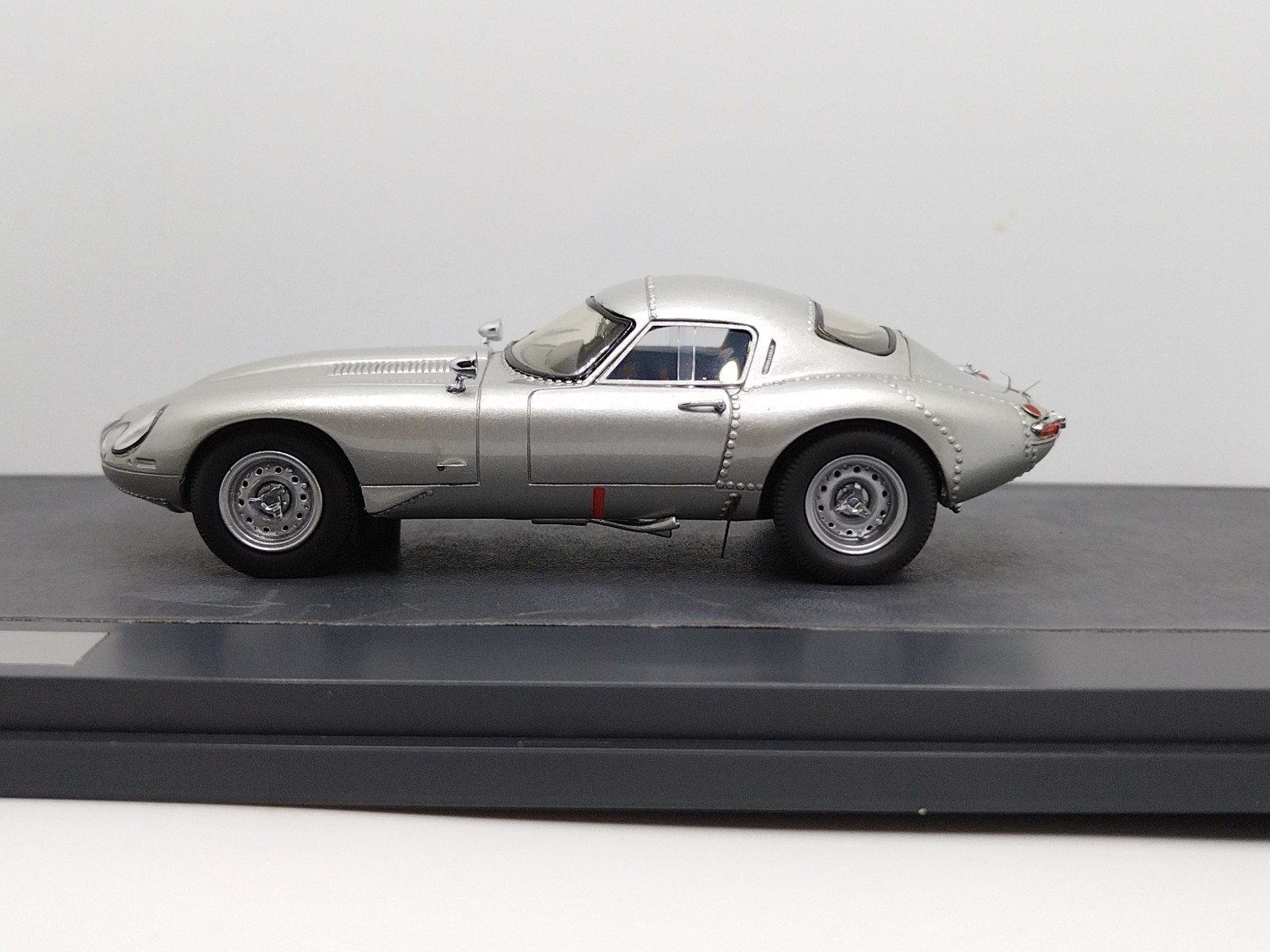 MATRIX 1/43 Jaguar E-Type Low Drag Coupe 1963. Wow Rare!