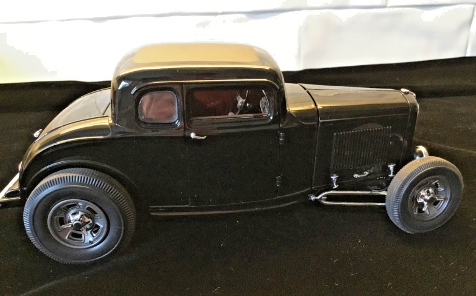 ACME 1:18 1932 FORD FIVE-WINDOW RELEASE N0.1