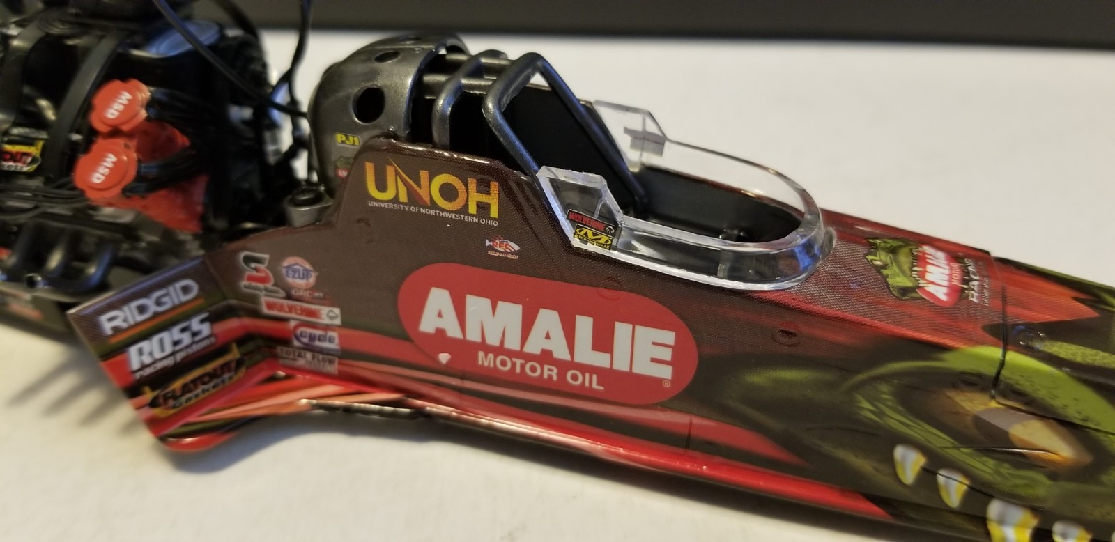 Terry Mcmillen 2011 AMALIE MOTOR OIL NHRA Top Fuel Dragster 1/24 By AUTO WORLD