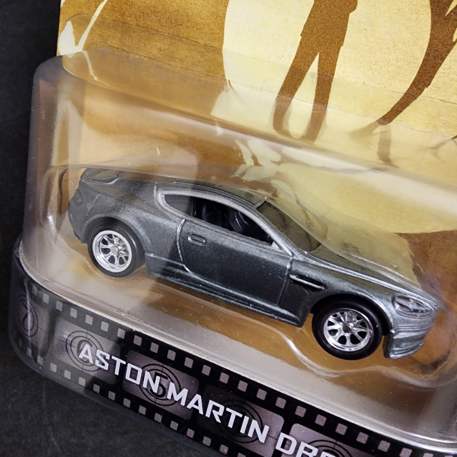 Aston Martin DBS James Bond 007 Casino Royale