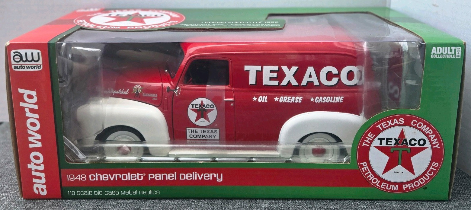 Auto World 1948 Chevrolet Panel Delivery Texaco Red 1:18 Diecast AW248 1/1002