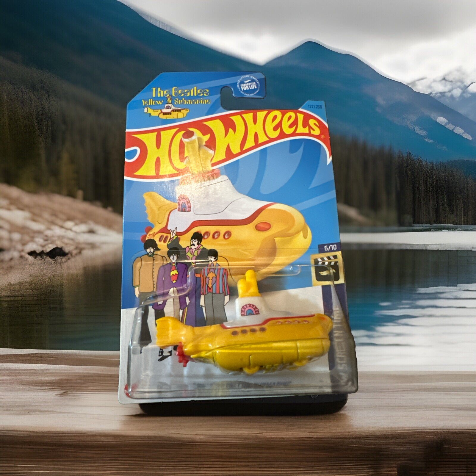Hot Wheels THE BEATLES YELLOW SUBMARINE Screen Time 5/10