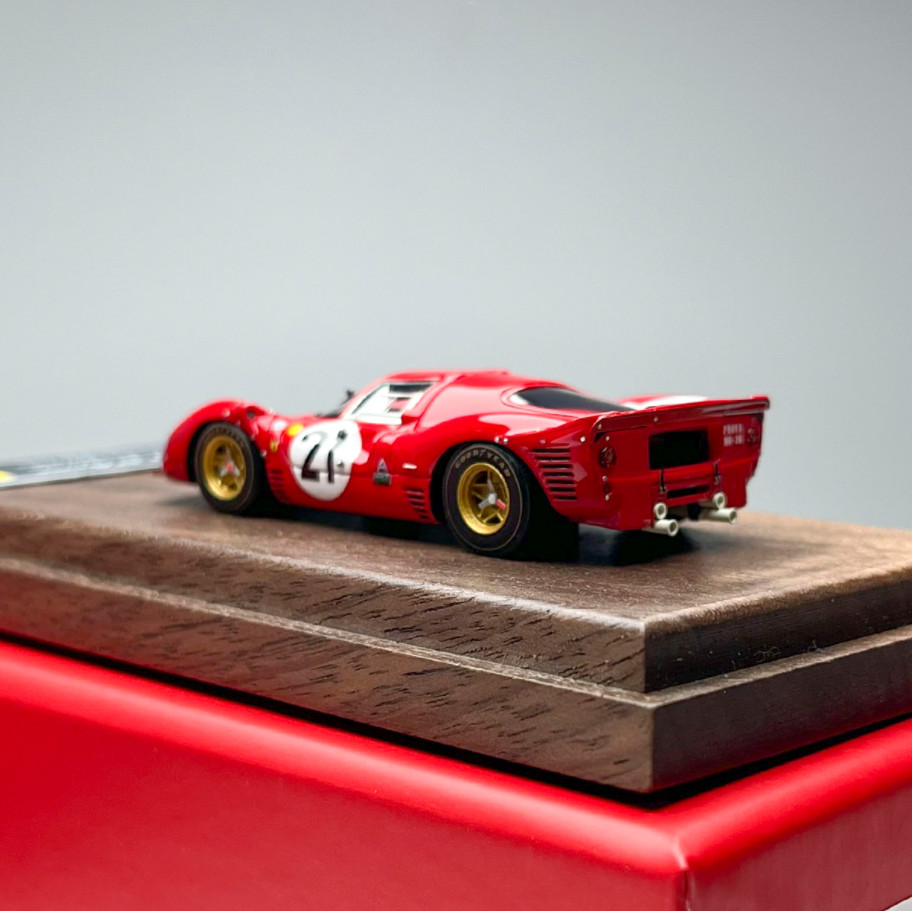 DMH 1/64 Scale 330 P4 1967 24 Hours Le Mans Endurance Race Resin Model Car Gifts
