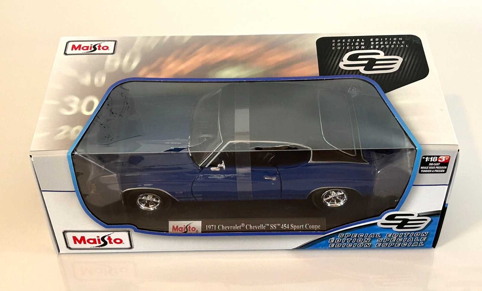 Maisto 1971 Chevy Chevelle SS 454 Sport Coupe BLUE Special Edition 1:18 Scale