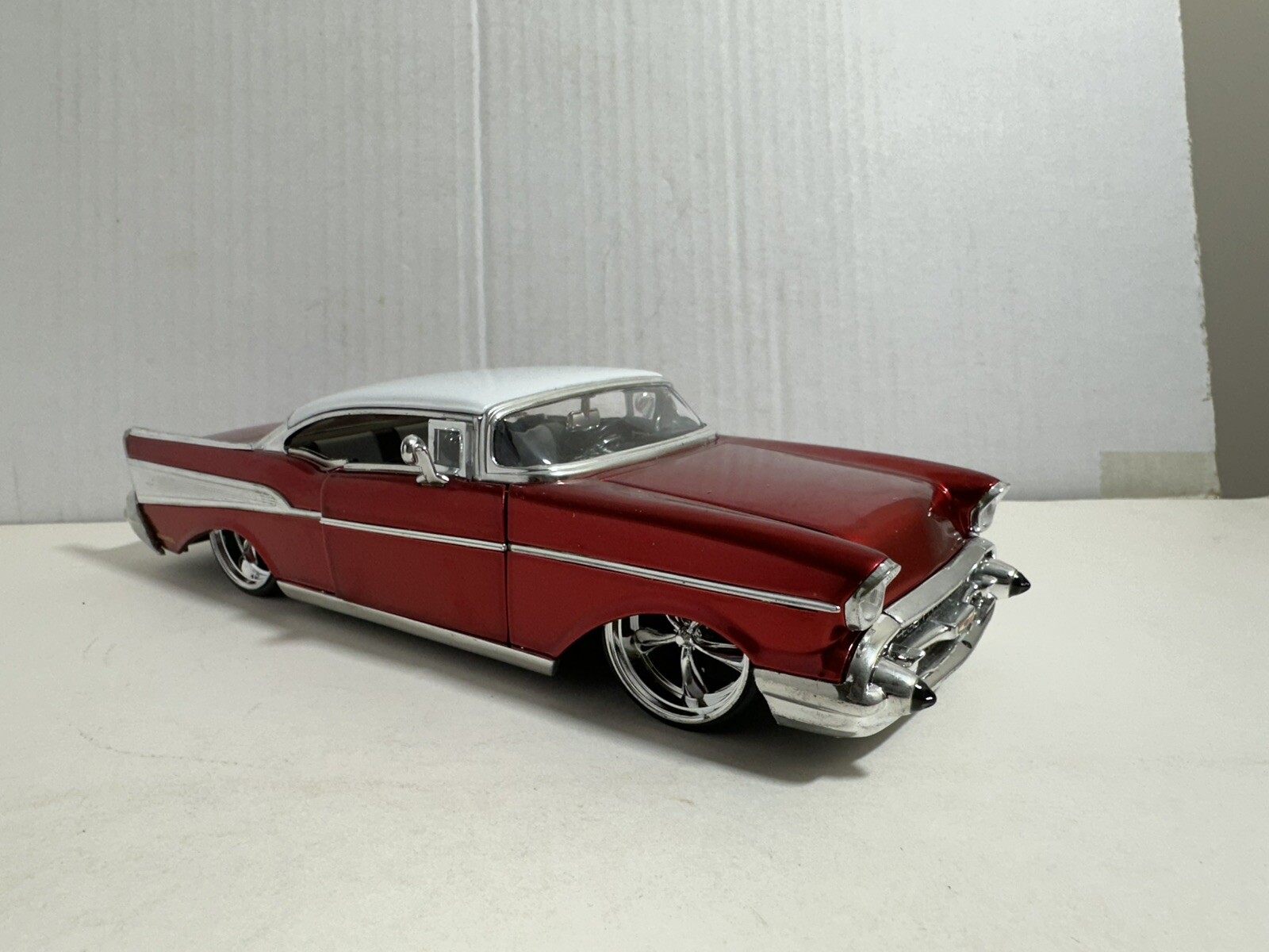 JADA DUB CITY 1957 CHEVY BEL AIR CANDY RED 1:24 DIECAST MODEL CAR NEW NO BOX