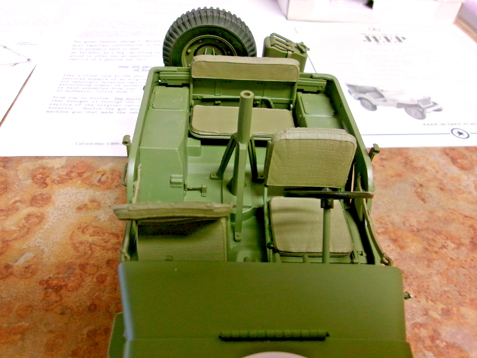 Danbury Mint World War II Jeep Replica 1/16, Gun, Box, Roof, & All Paperwork!