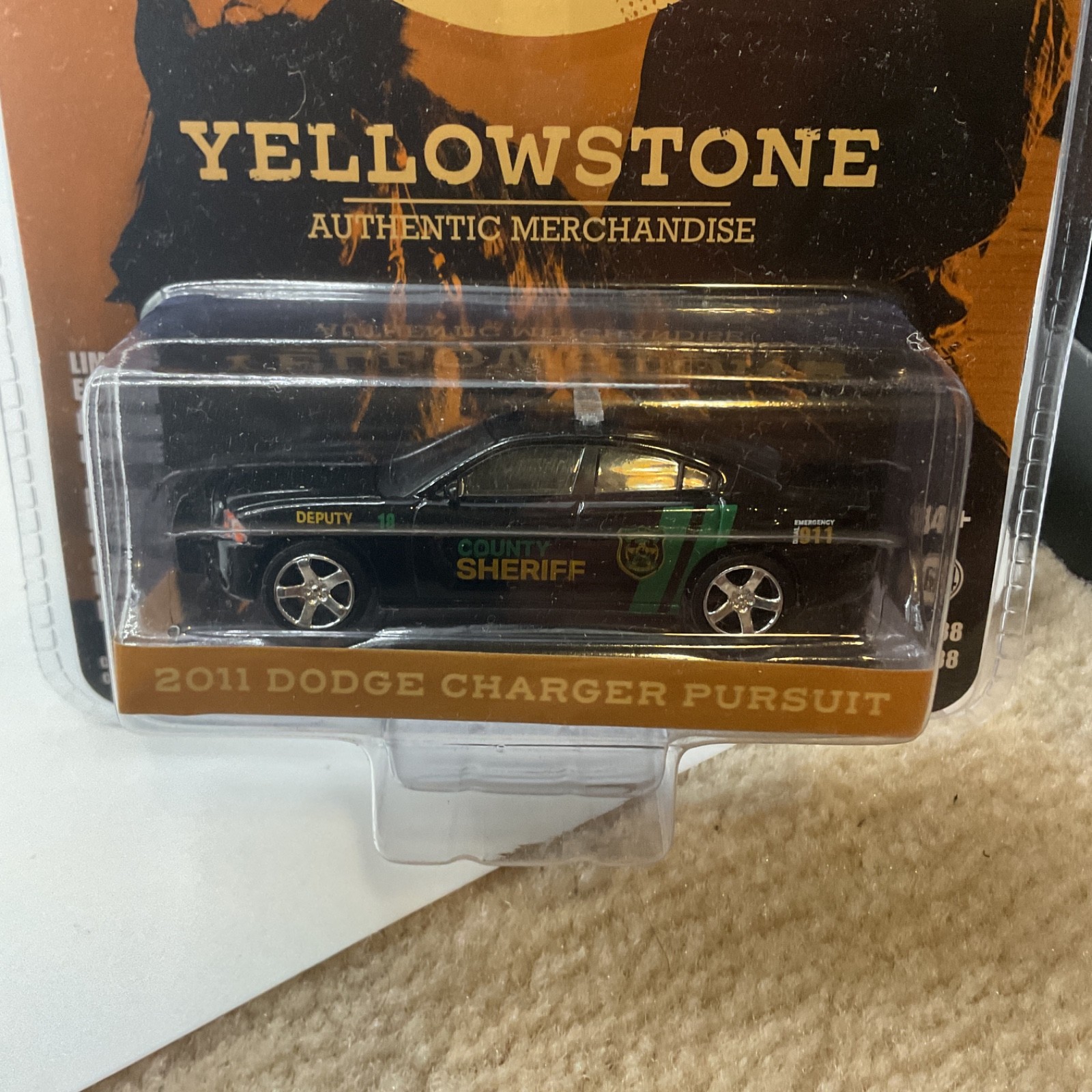 Greenlight Hollywood Series 38 “Yellowstone” 2011 Dodge Charger Pursuit 44980-D