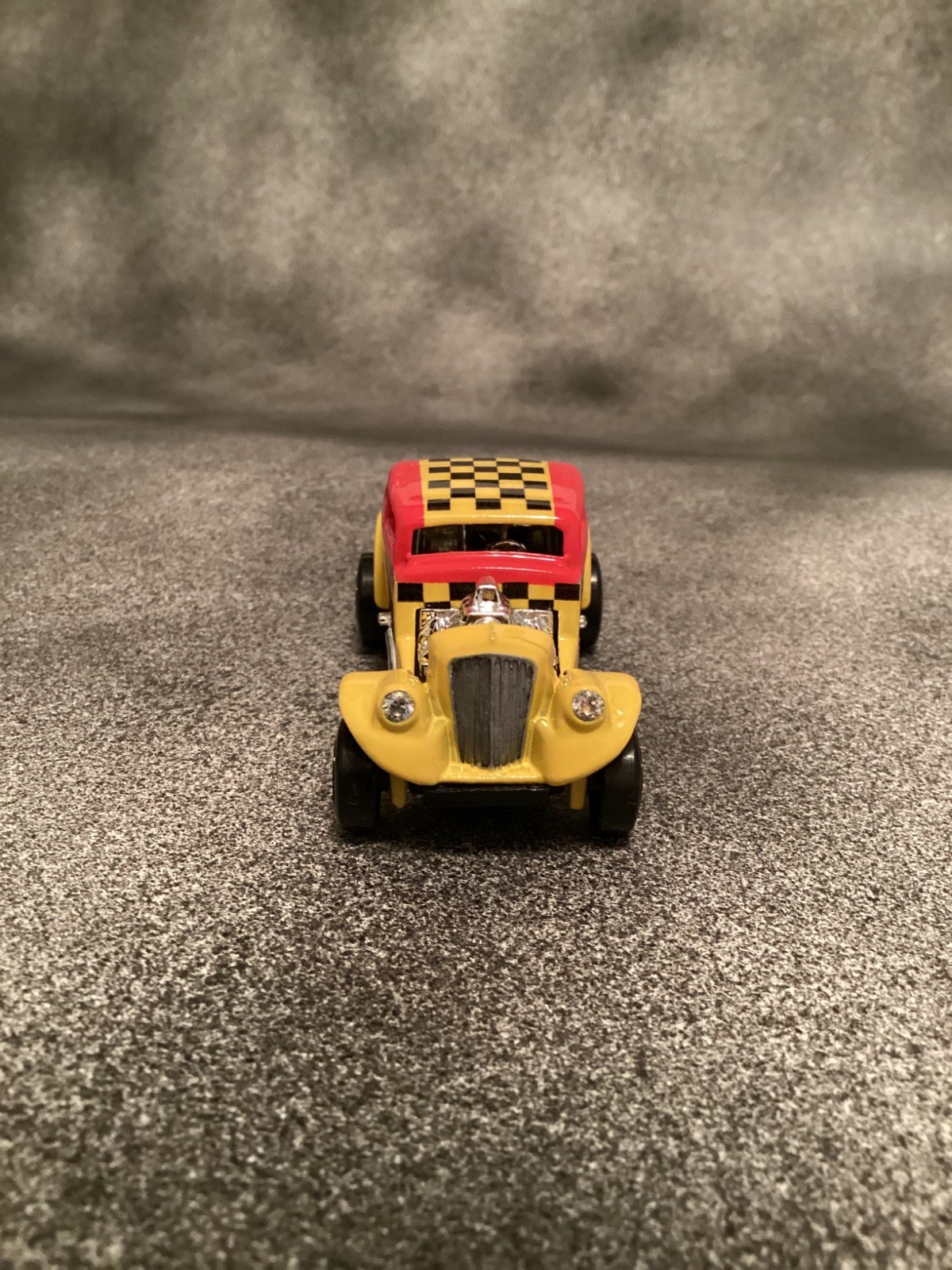 Matchbox 33 Willys street rod CUSTOM,, Lightning Mcqueen, read description