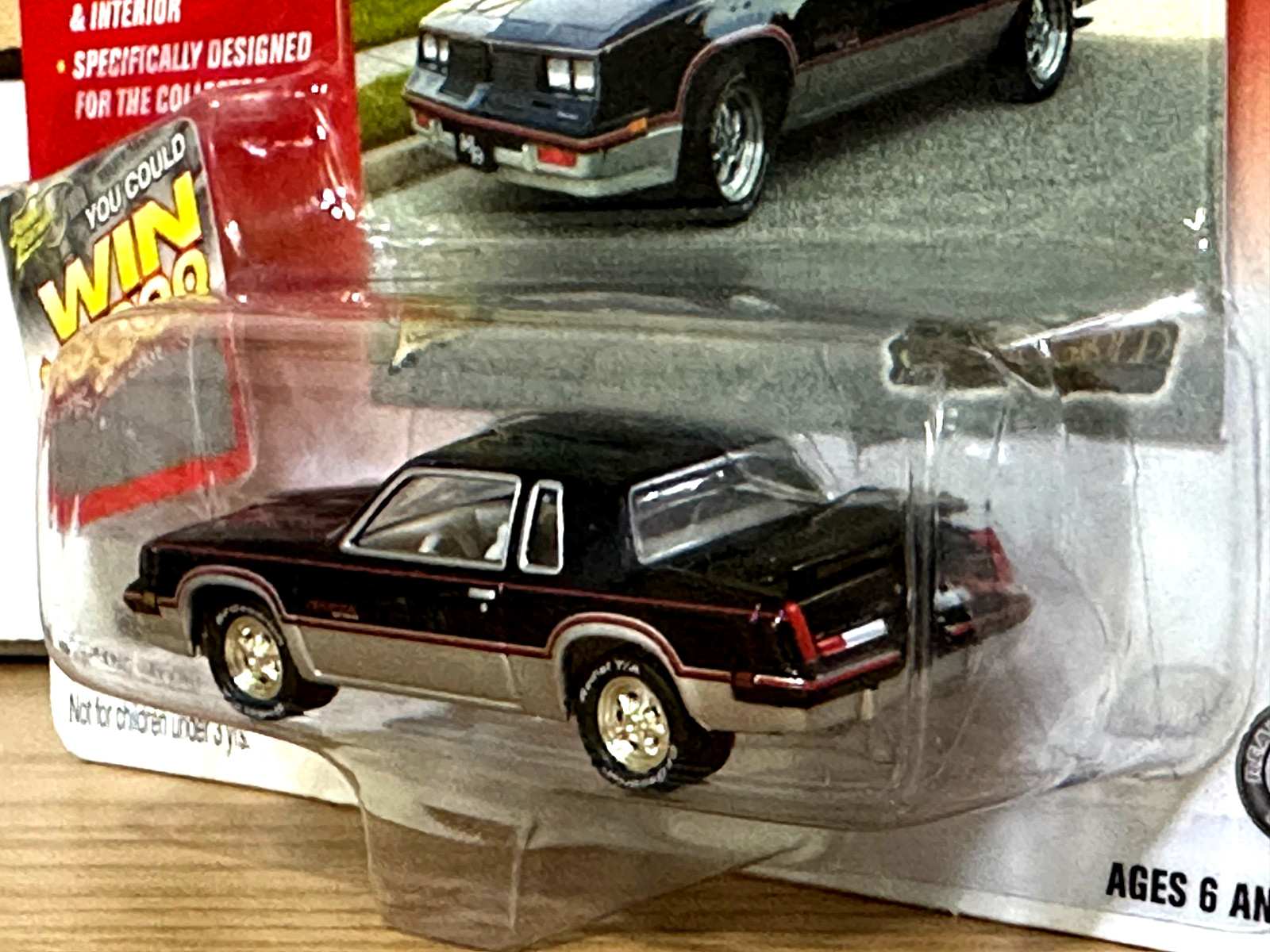 2004 JOHNNY LIGHTNING CLASSIC GOLD 1983 HURST OLDS CUTLASS 442 RARE HTF EXC COND