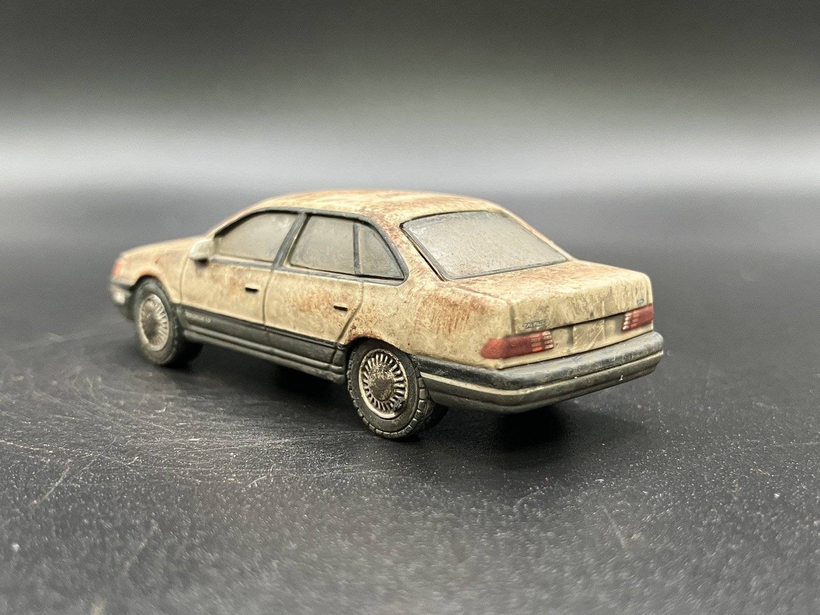 1989 Ford Taurus Rusty Weathered Barn Find 1/64 Diecast Custom Greenlight Car