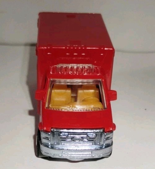 Matchbox 2009 Ford e-350 Ambulance..LOOSE