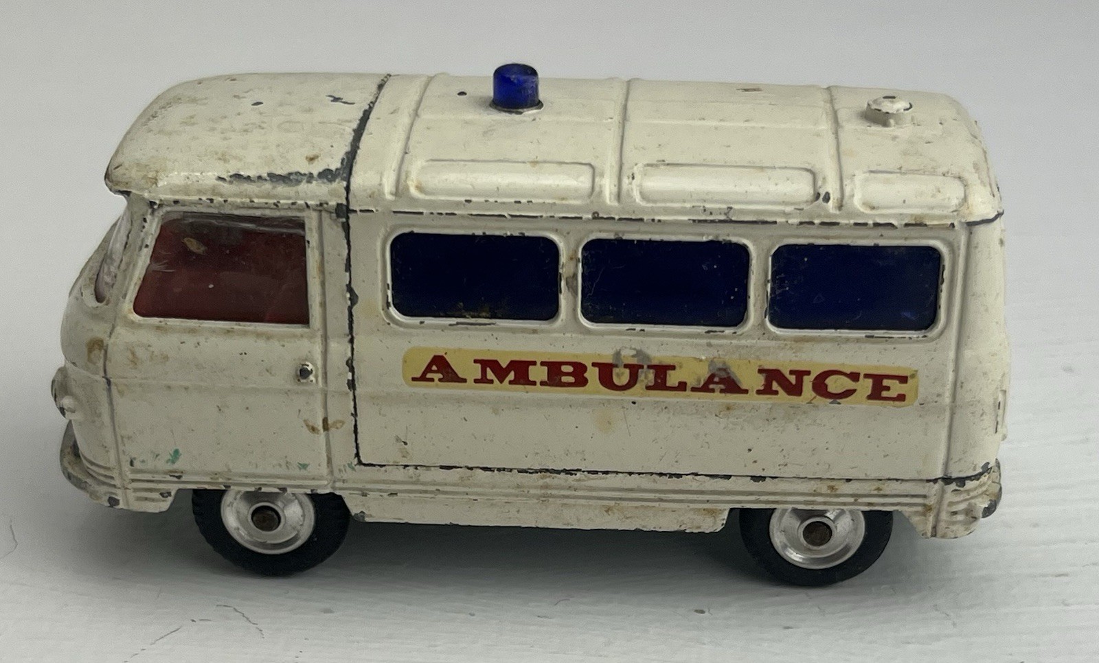 Corgi Toys Commer 3/4 ton chassis Ambulance White with Red Seats Removable Top