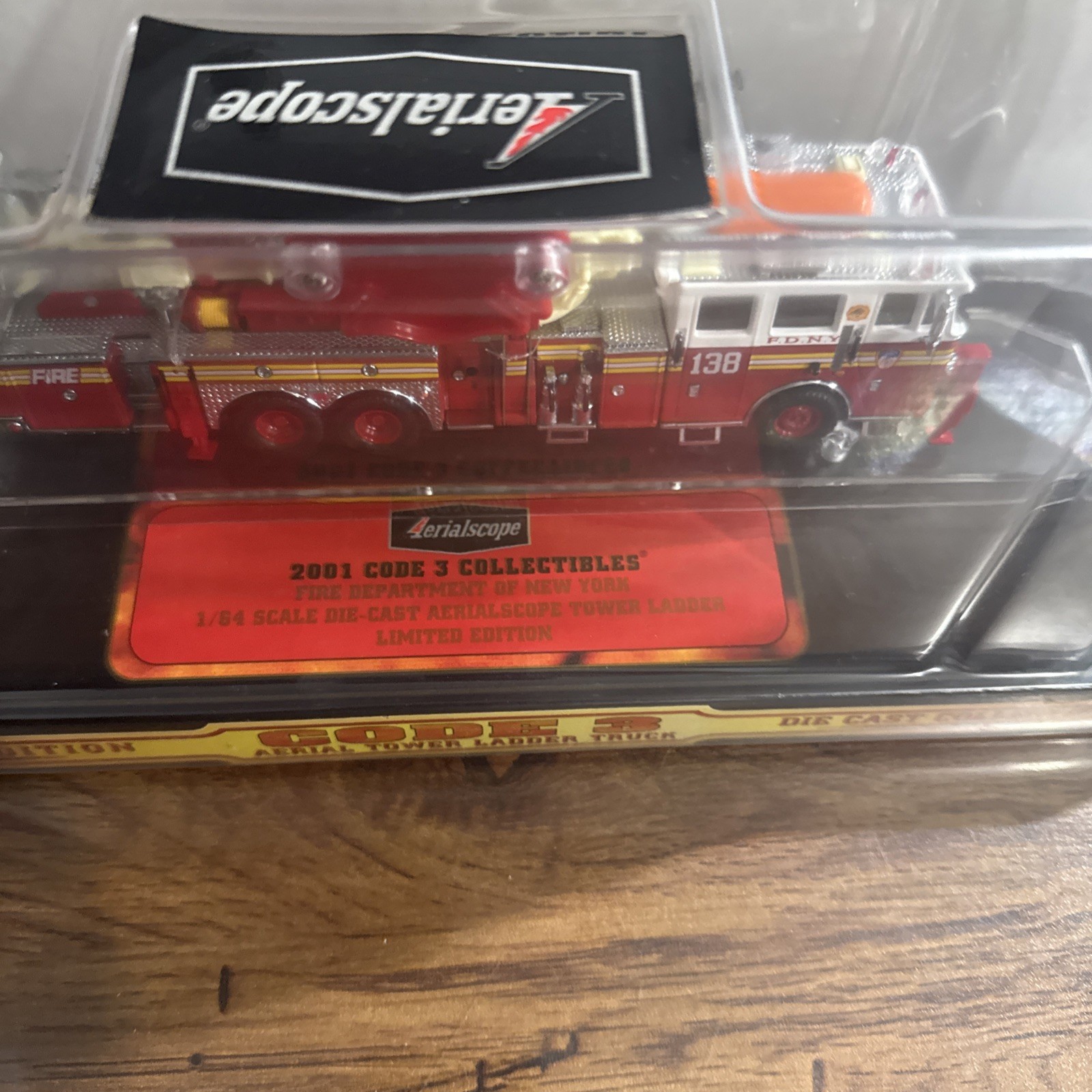 Code 3 Collectibles FDNY Aerialscope Tower Ladder 138 #12735 1/64 Fire Truck New