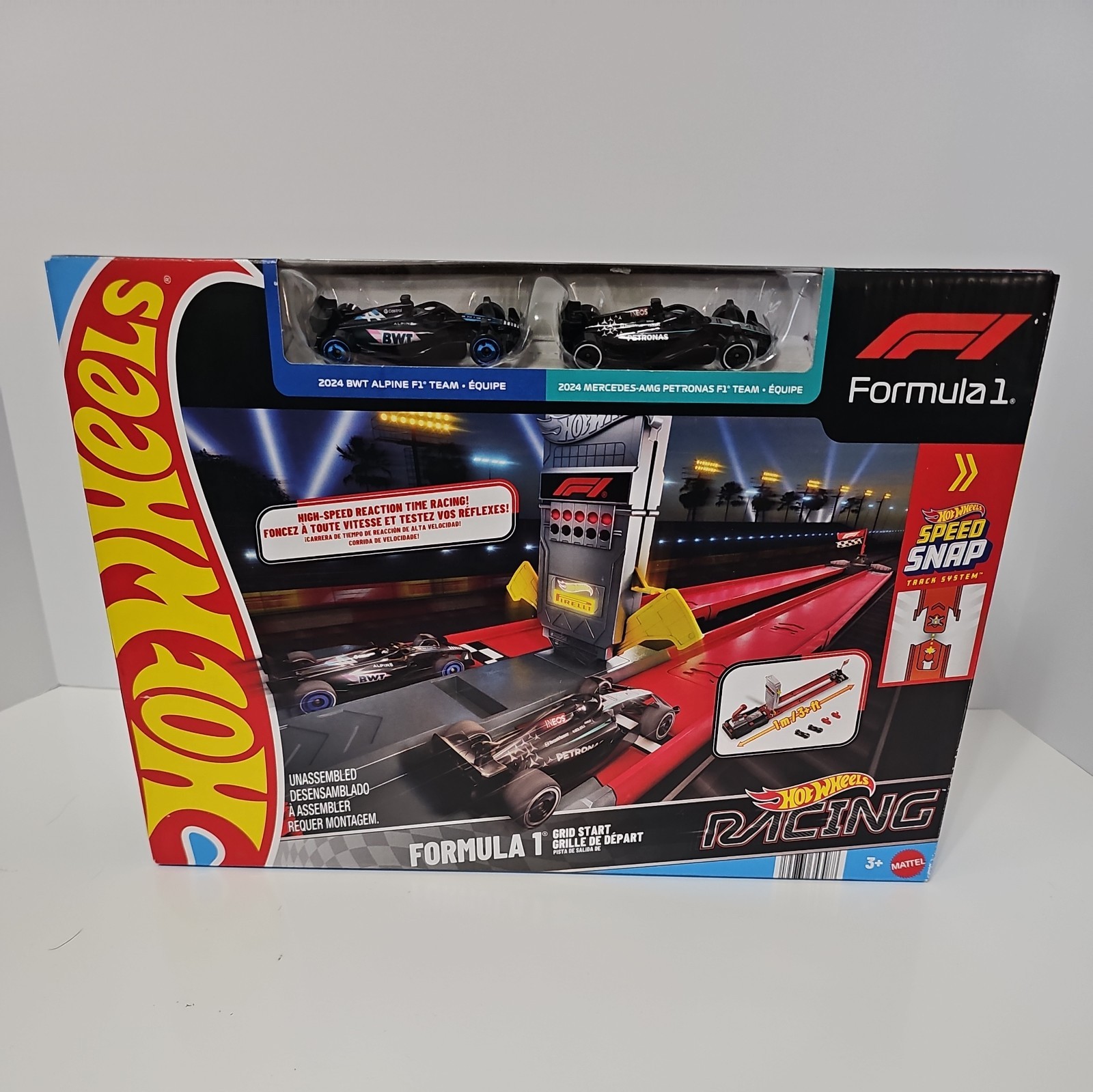 Hot Wheels Racing Formula 1 Grid Start Playset with 2 F1 Cars 2026 New Drag Race