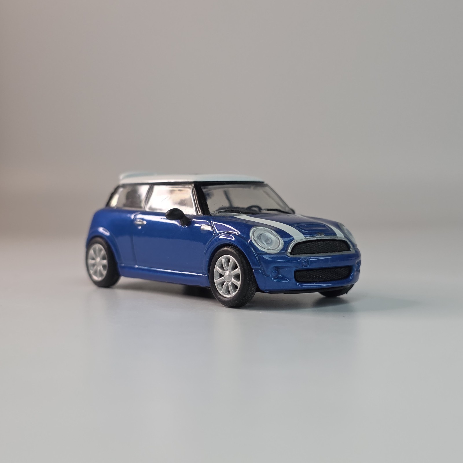 1:60 Scale Mini Cooper S Hatchback Toy