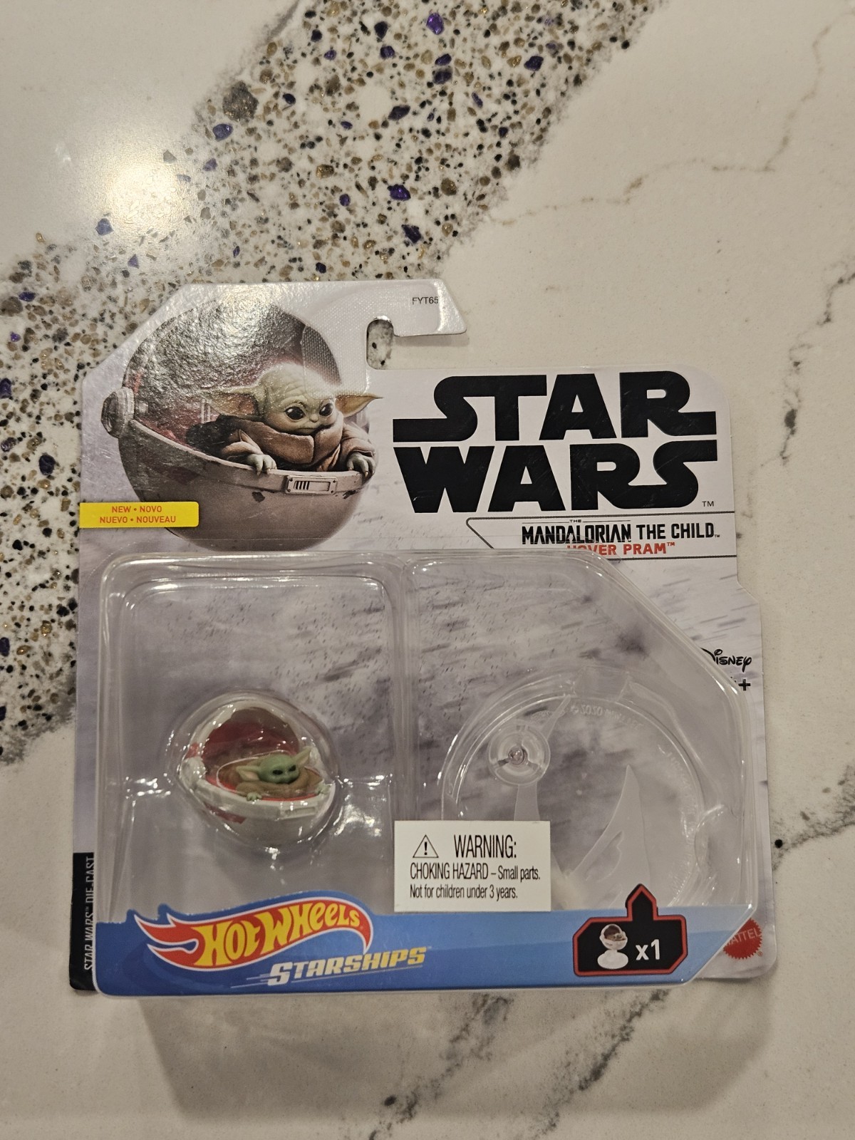 Hot Wheels Star Wars Starships Mandalorian Baby Yoda the Child Hover Pram