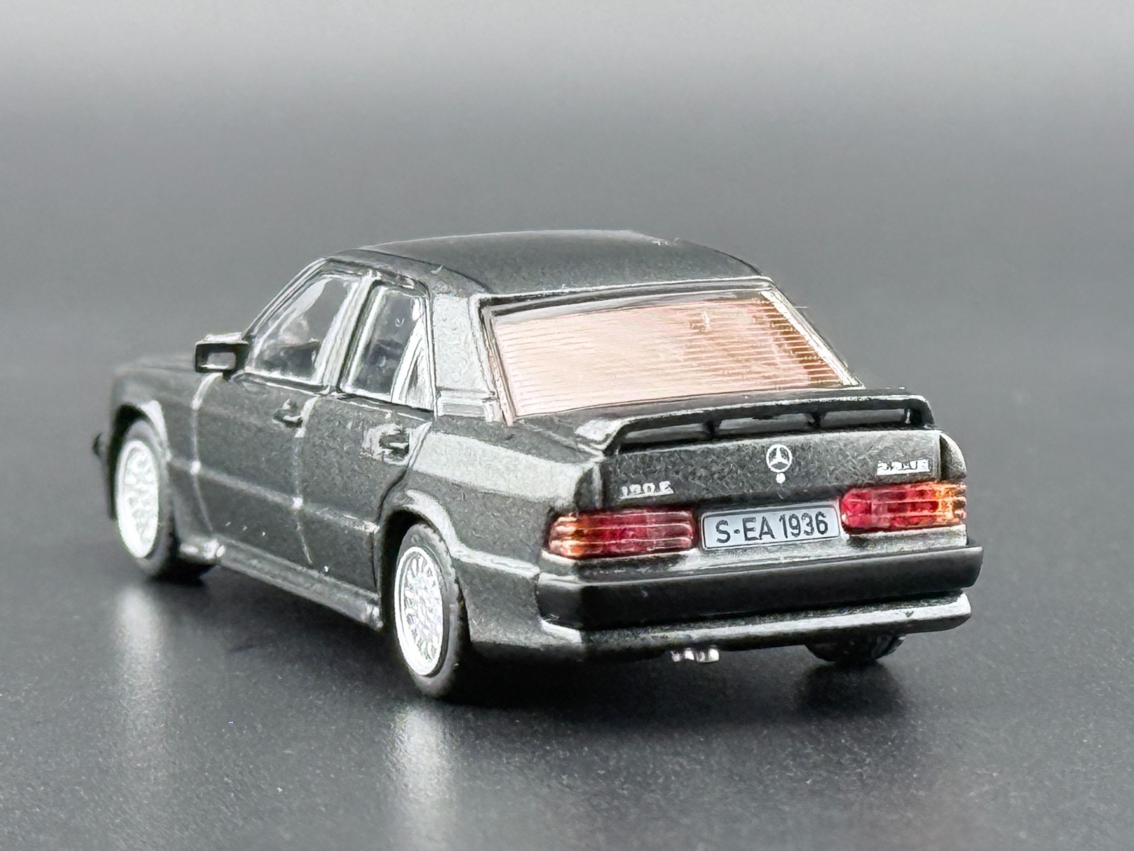 Tarmac Works Mercedes-Benz 190 E 2.3-16 Global64 1/64
