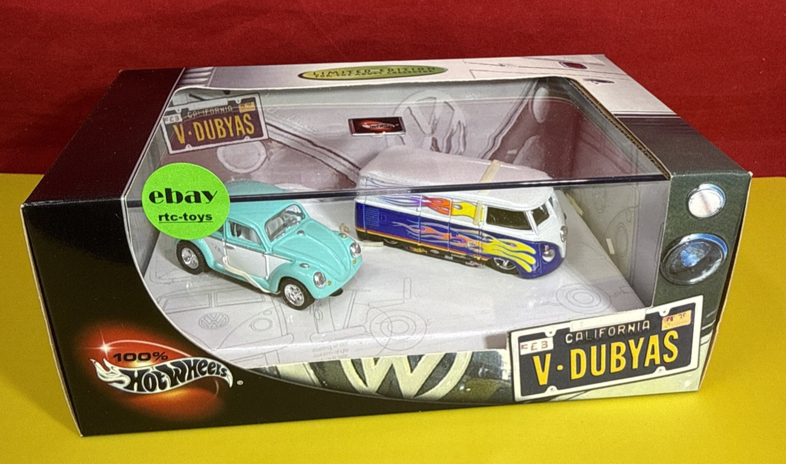 Hot Wheels 100% Volkswagen V Dubyas VW Bug Microbus 2 Car Set 2002 Vintage 1/64