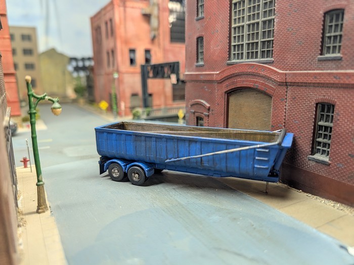 1/87 HO Scale Custom Built 3D Printed 39′ Dual Axle Dump Trailer.