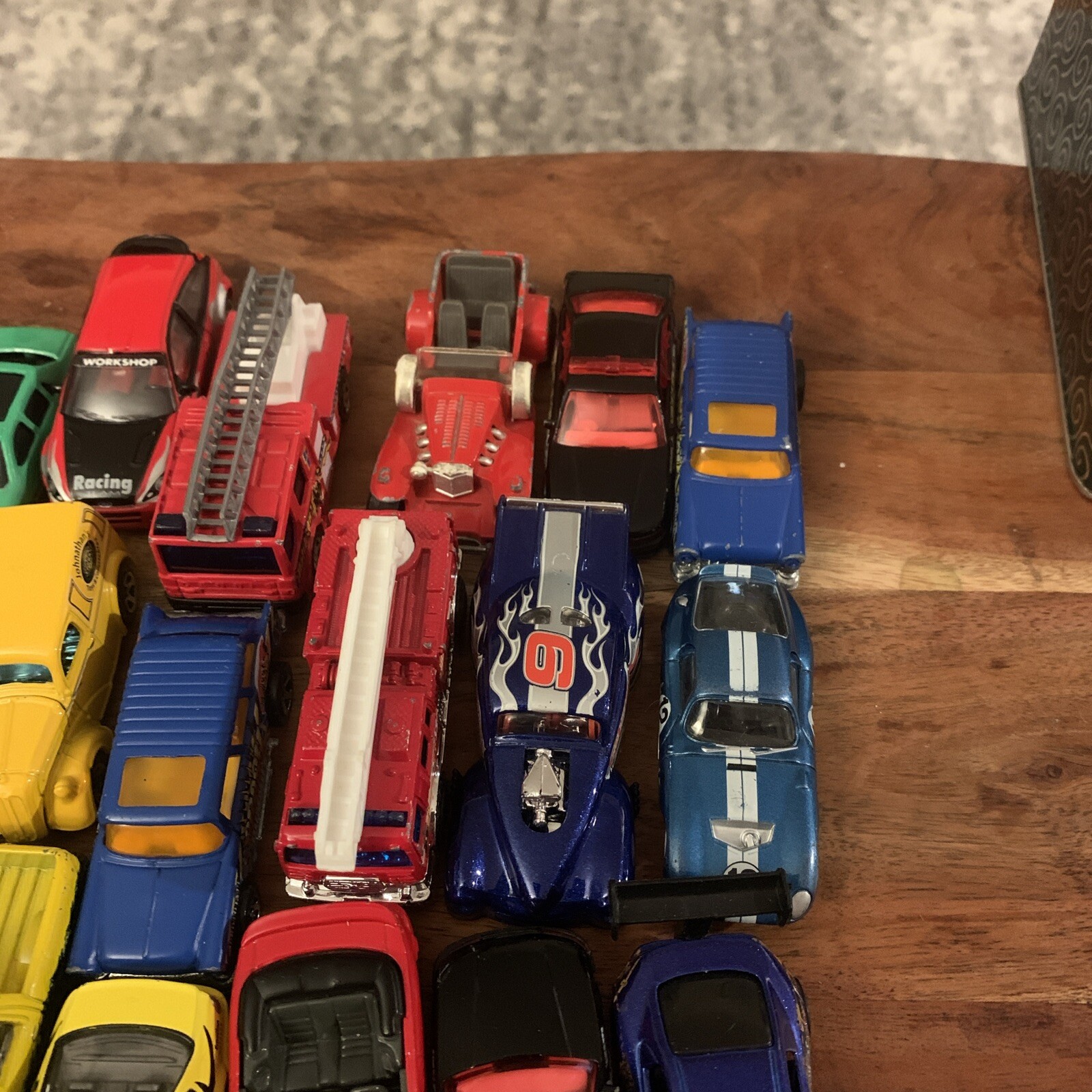 1/64 Scale vintage Vehicle Diecast Toys Suntoys And Other Assorted 35 Cars