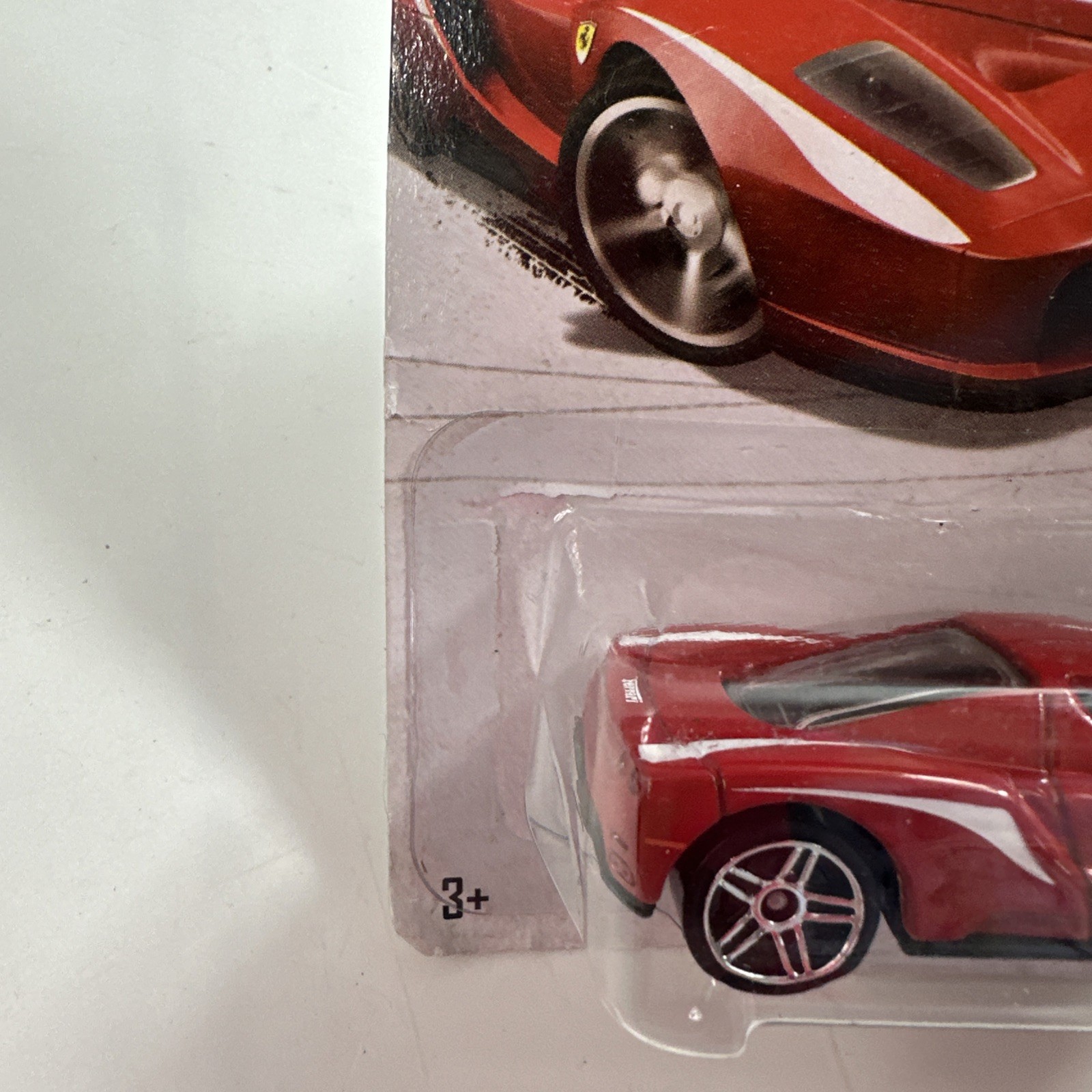 Hot Wheels Enzo Ferrari HW Showroom 2013 Red