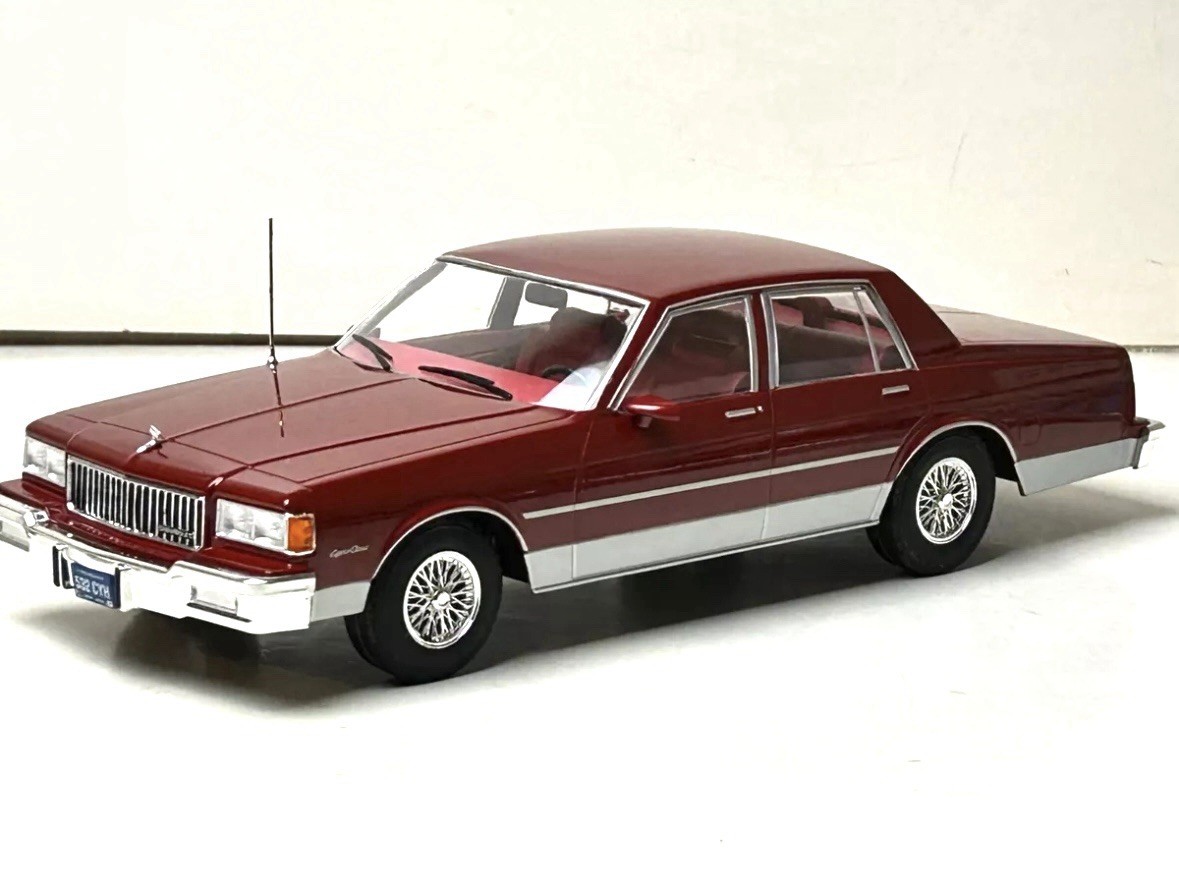 1985 Chevrolet Caprice Classic Sedan Red 1/18 MCG HTF !