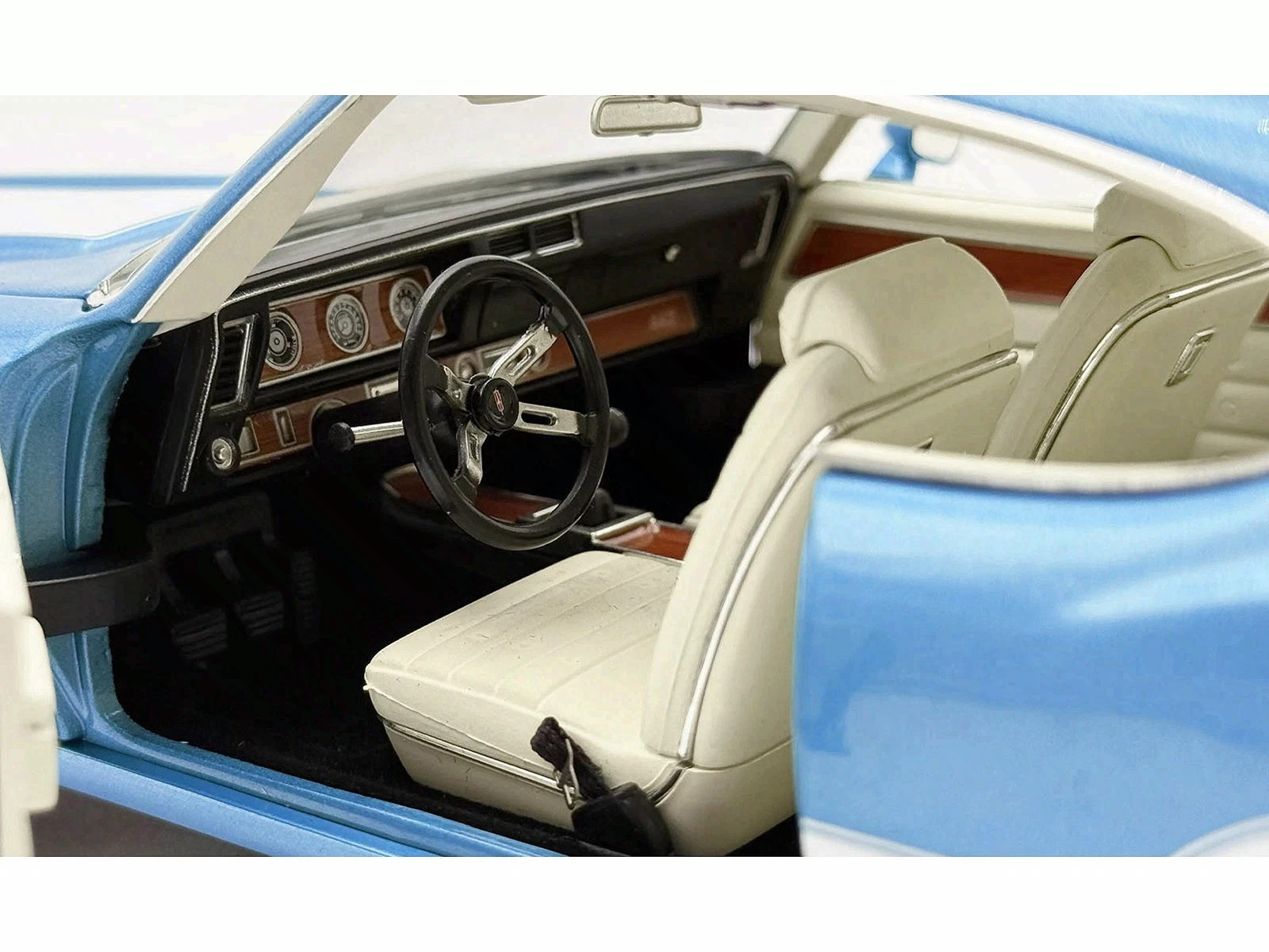 1971 442 W30 Viking Blue 1/18 Diecast Model Car Dr. 0lds #6 Limited 1 of 442 Rar