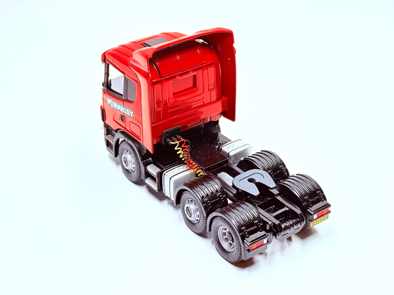 CORGI SCANIA TRACTOR UNIT MODEL ONLY MARLEY BUILDING MATERIALS CC12217 1:50