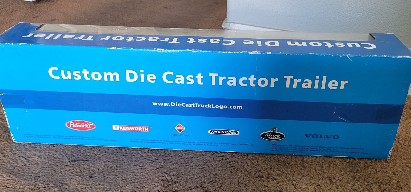 Rare Trader Joe’s 1:32 Volvo Diecast Big Rig Truck & Trailer Limited Edition
