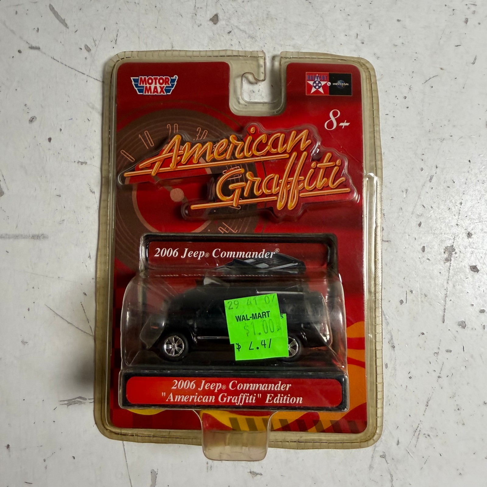 Motor Max American Graffiti Edition 2006 Jeep Commander 1:64 Scale Vehicle NEW