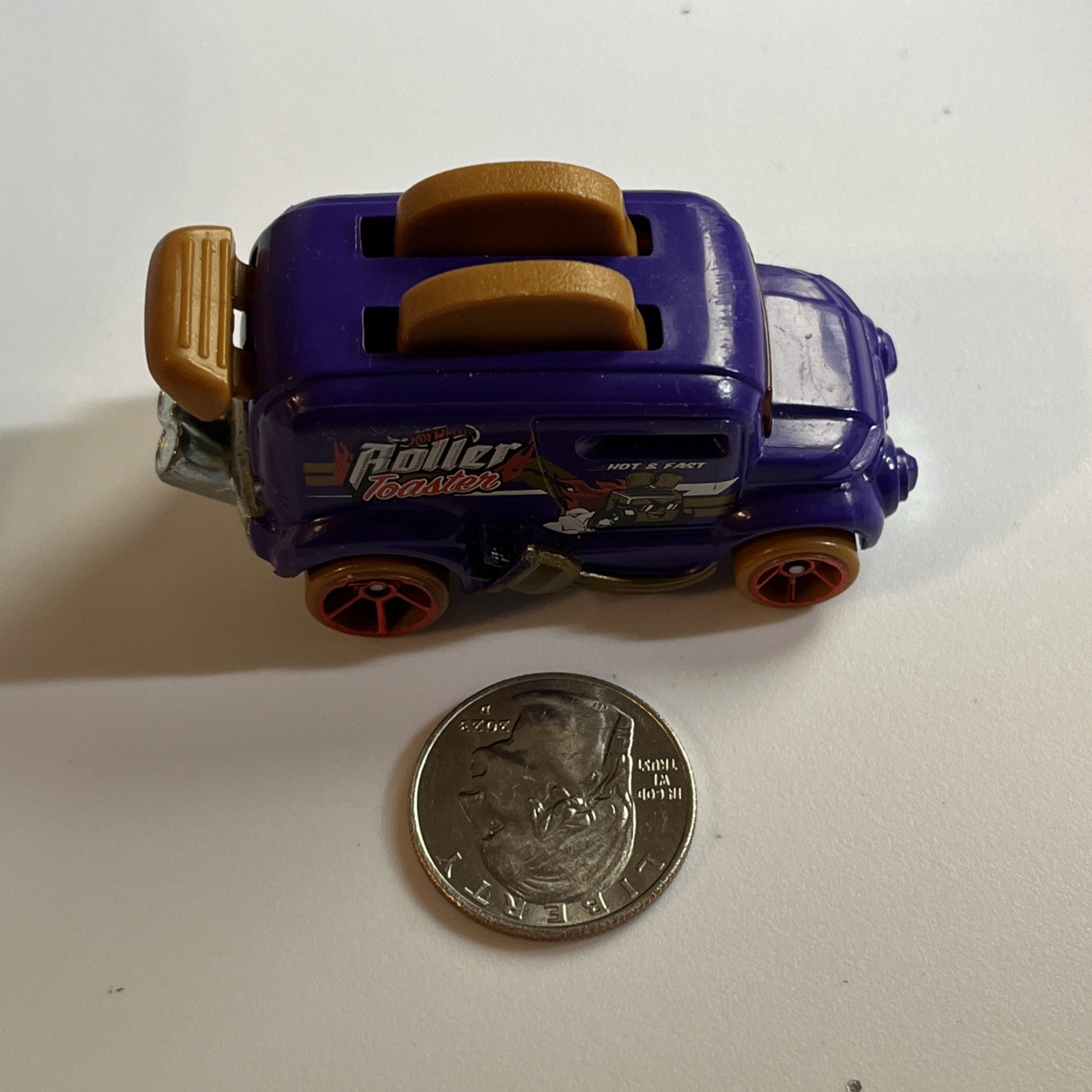 2016 Hot Wheels Purple Roller Toaster Toy Car Mattel