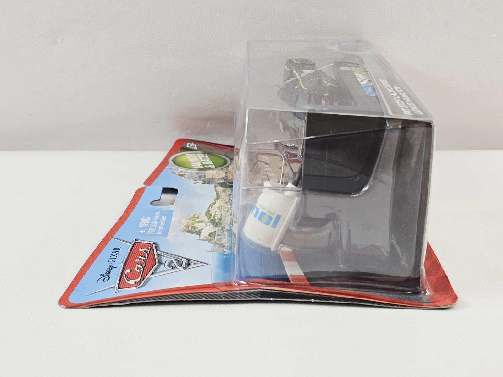 Disney Pixar Cars 2 Pit Stop Launchers Lewis Hamilton Launch & Race 2010 New NOS