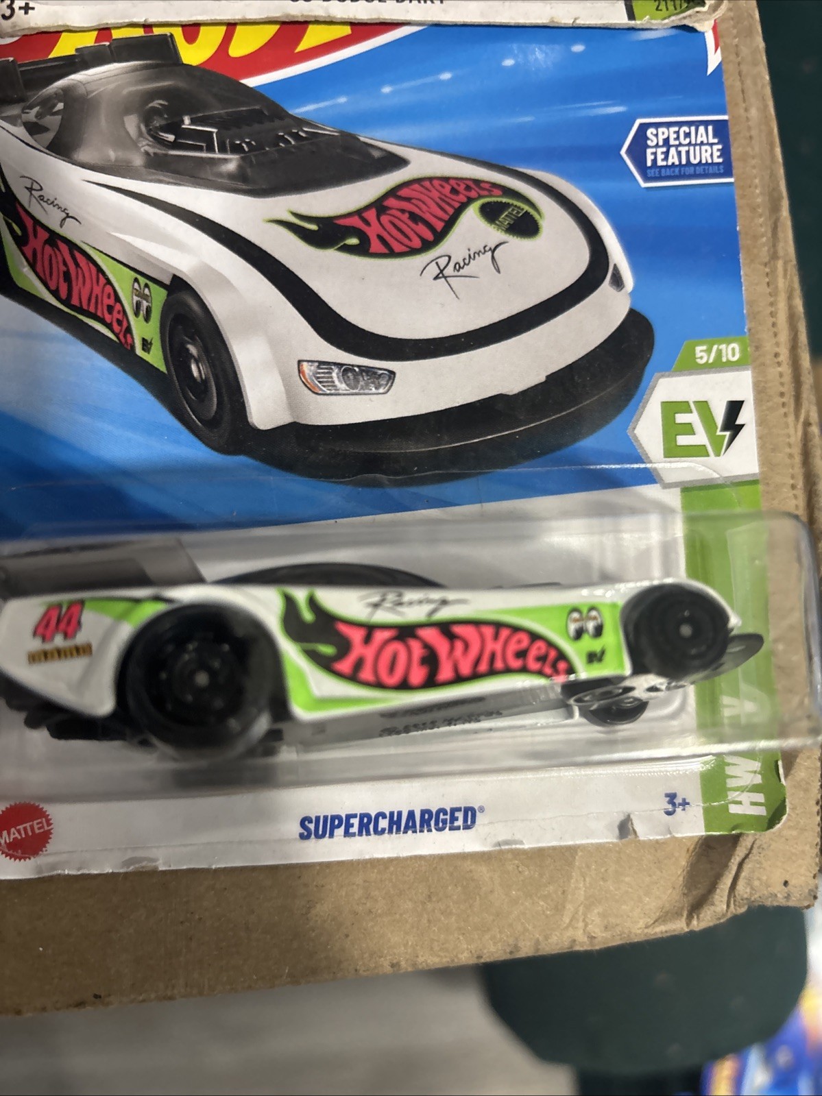 NIP Lot Of 24 Hot Wheels Mixed – Speed graphics- Retro Racers- HW Workshop- More
