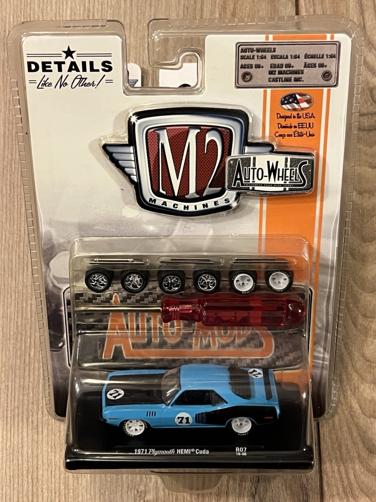 M2 Machines Auto Wheels R07 1971 Plymouth Hemi Cuda 1:64 New 2018